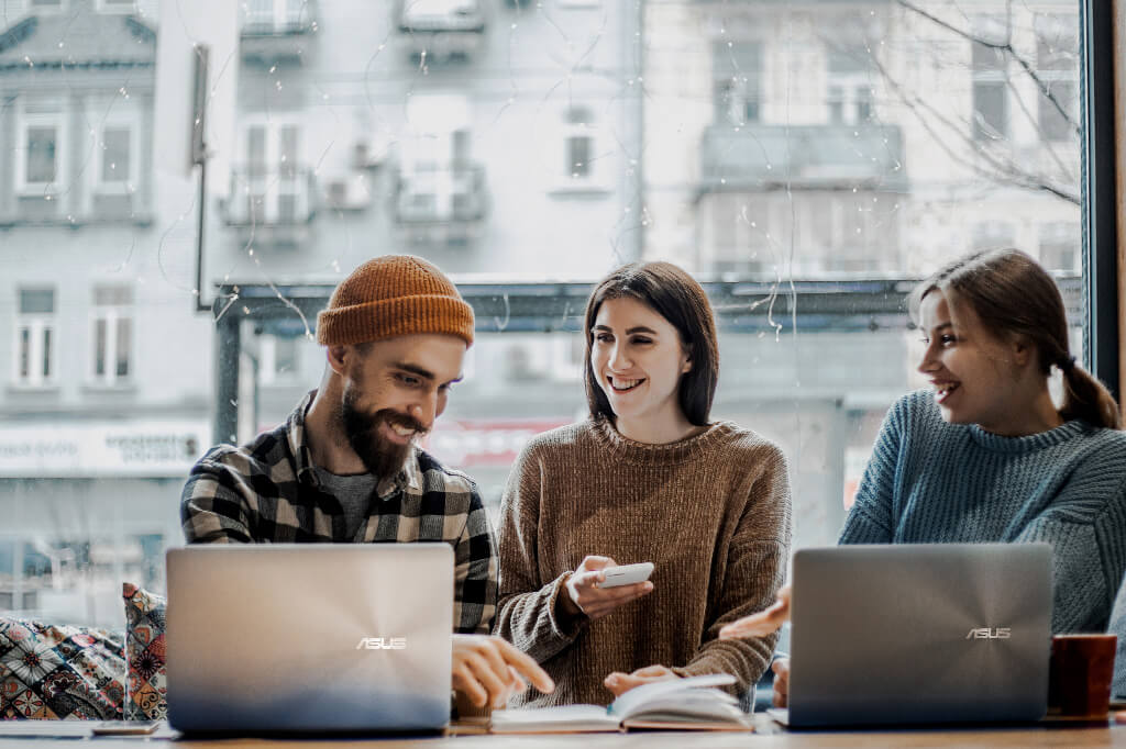 Partagez facilement le VPN sécurisé avec vos amis et votre famille.