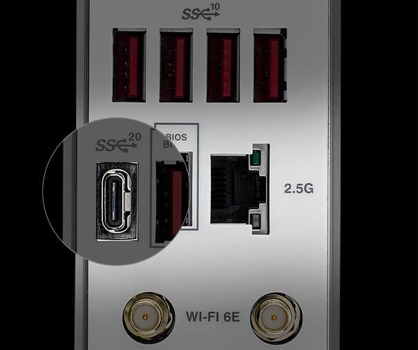 La placa base ROG Maximus Z790 Apex cuenta con dos puertos USB4 de tipo C.