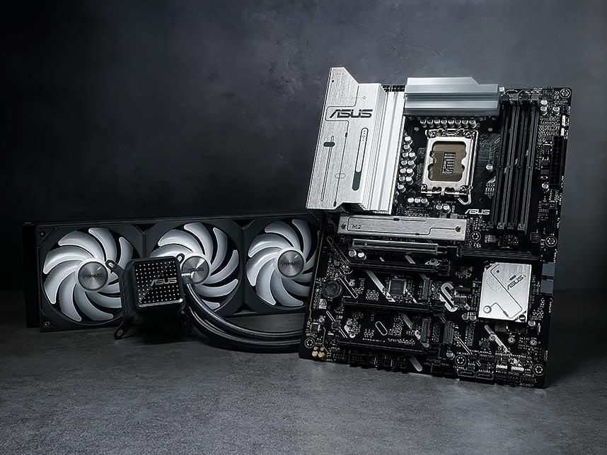 Placa-mãe e cooler AIO da ASUS em uma mesa.