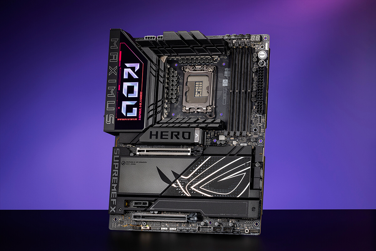 Ángulo frontal de la ROG Maximus Z890 Hero con DDR5