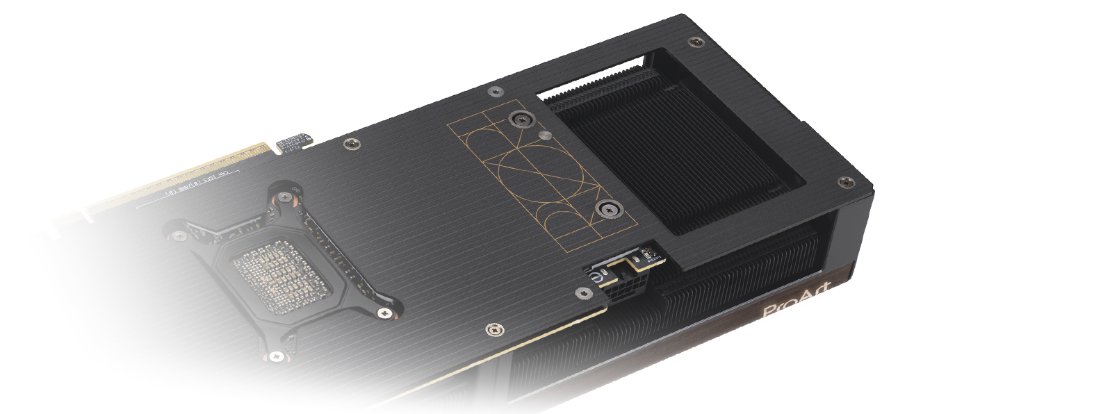 Panneau arrière avec grand espace ventilé de la carte ProArt GeForce RTX 5070 Ti