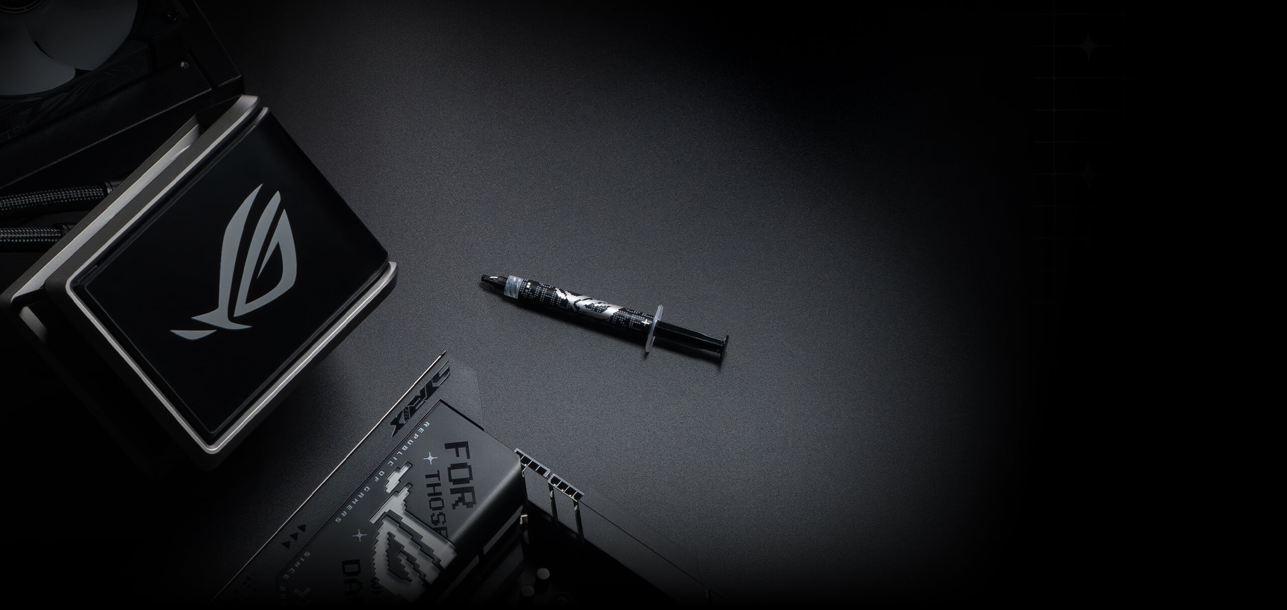 Top-down view of ROG Strix RG-05 Performance Thermal Paste.