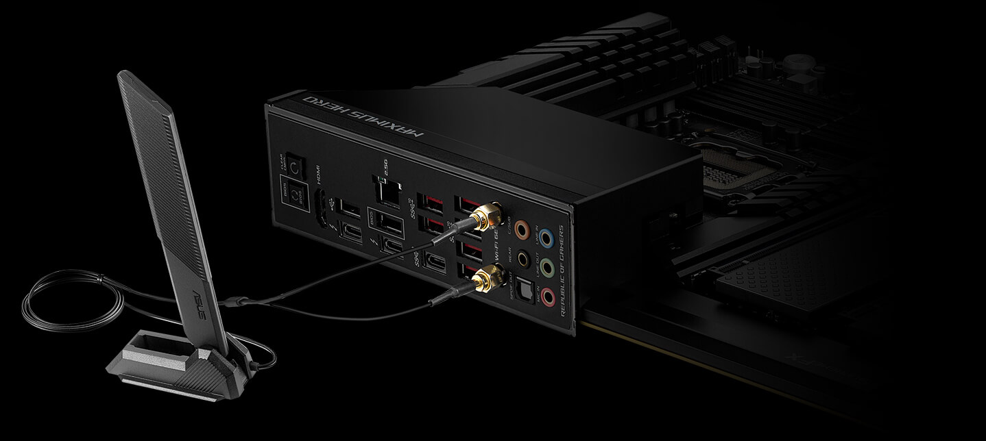 Das ROG Maximus Z690 Hero Mainboard verfügt über WiFi 6E und 2,5 Gb Ethernet.