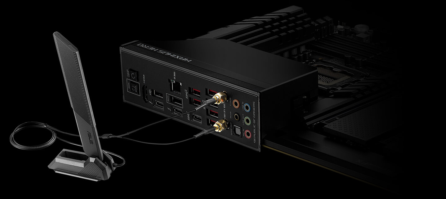 La carte mère ROG Maximus Z690 Hero est dotée du WiFi 6E et d’une connexion Ethernet 2,5 Gb.