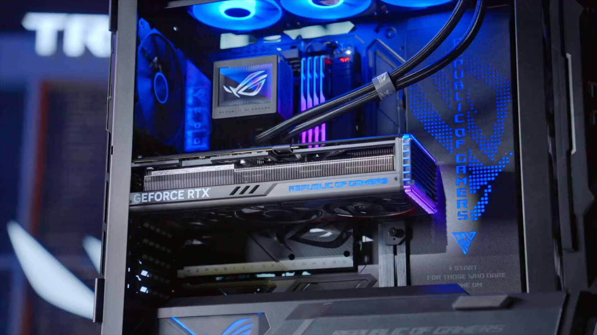 ROG Hyperion GR701 BTF Edition | Gaming cases｜ROG