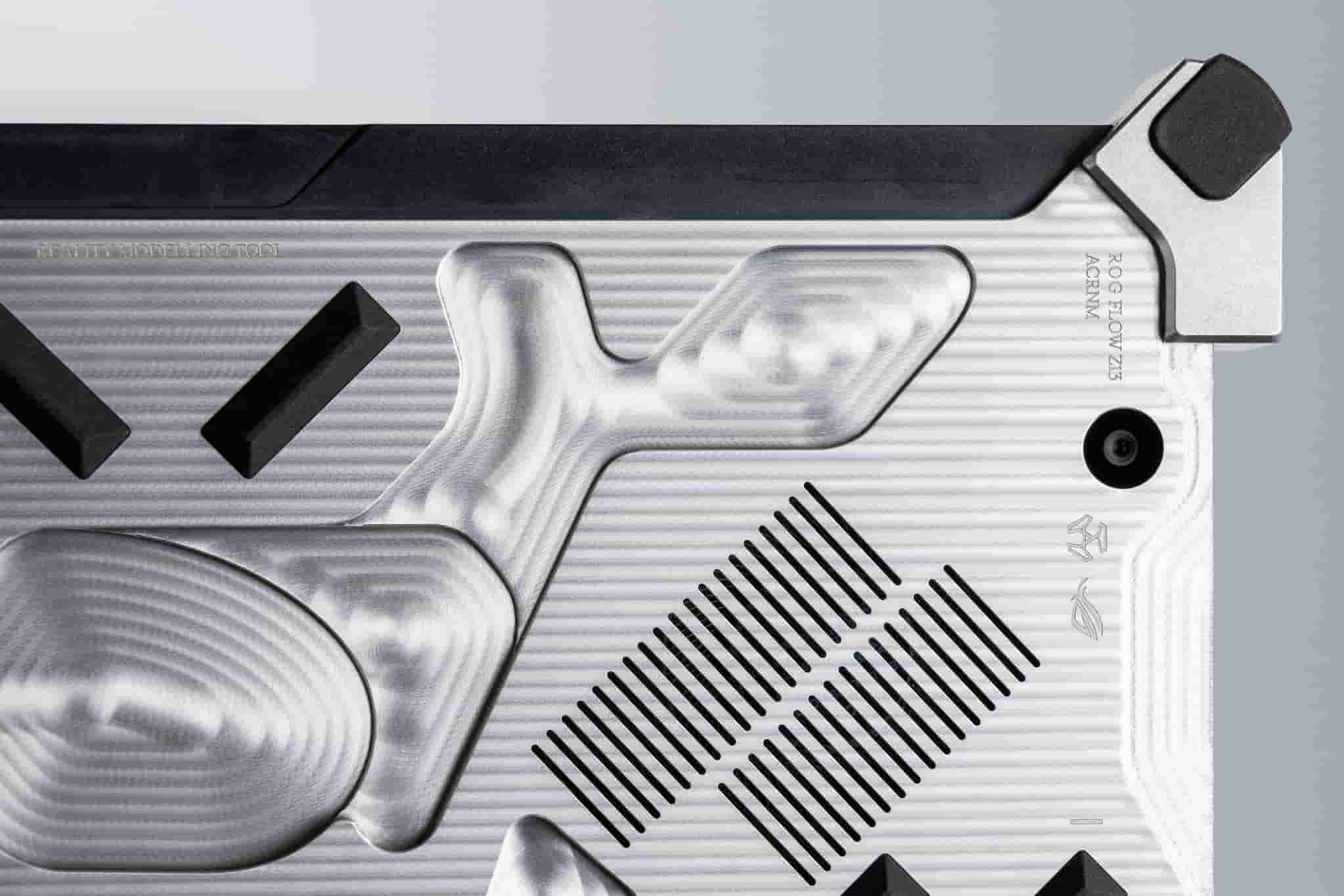 Close-up shot of the top right bumper next to the rear side camera.