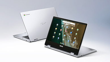 Två ASUS Chromebooks visas i bärbart och stående läge där den i bärbart läge är på vänster sida och den i stående är till höger.