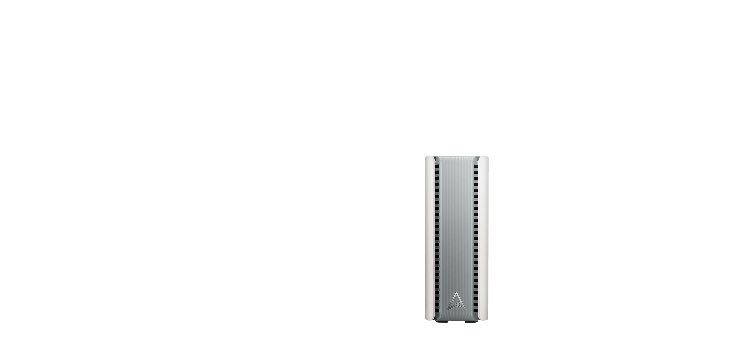 平台上的华硕 ZenWiFi BT10 网状路由器，以 A 字母图案突出其侧面。