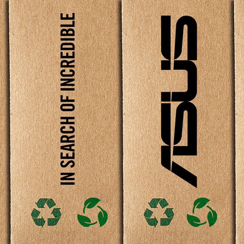 Vier kartonnen dozen staan op de achtergrond met ASUS-logo en "In Search Of Incredible" erop gedrukt. Er staan ook symbolen op de dozen die recyclebaarheid en milieuvriendelijke materialen aangeven.
