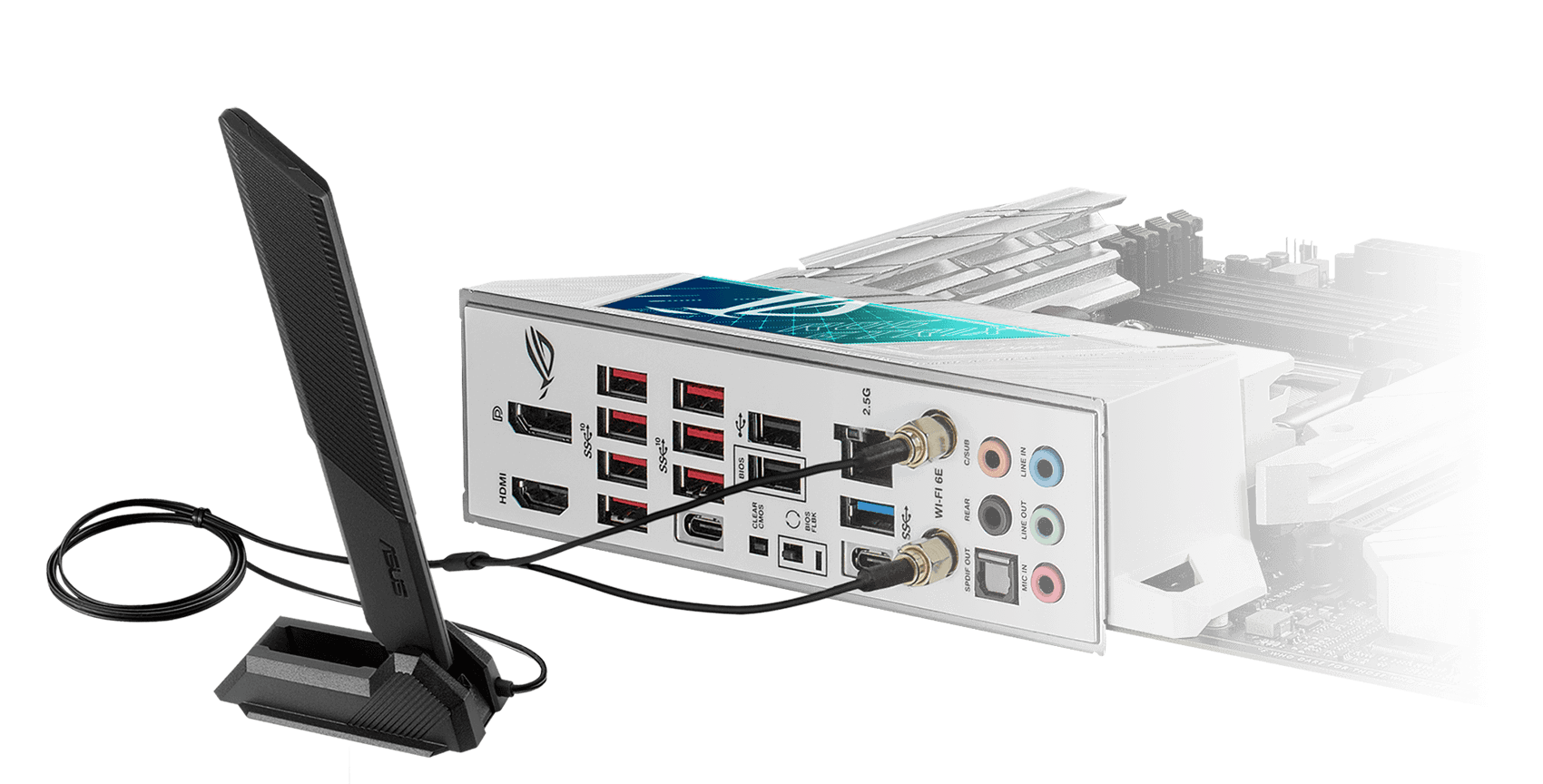 La ROG Strix X670E-A dispose du WiFi 6E, d'une antenne incluse et d'un réseau Ethernet 2,5 Gb.