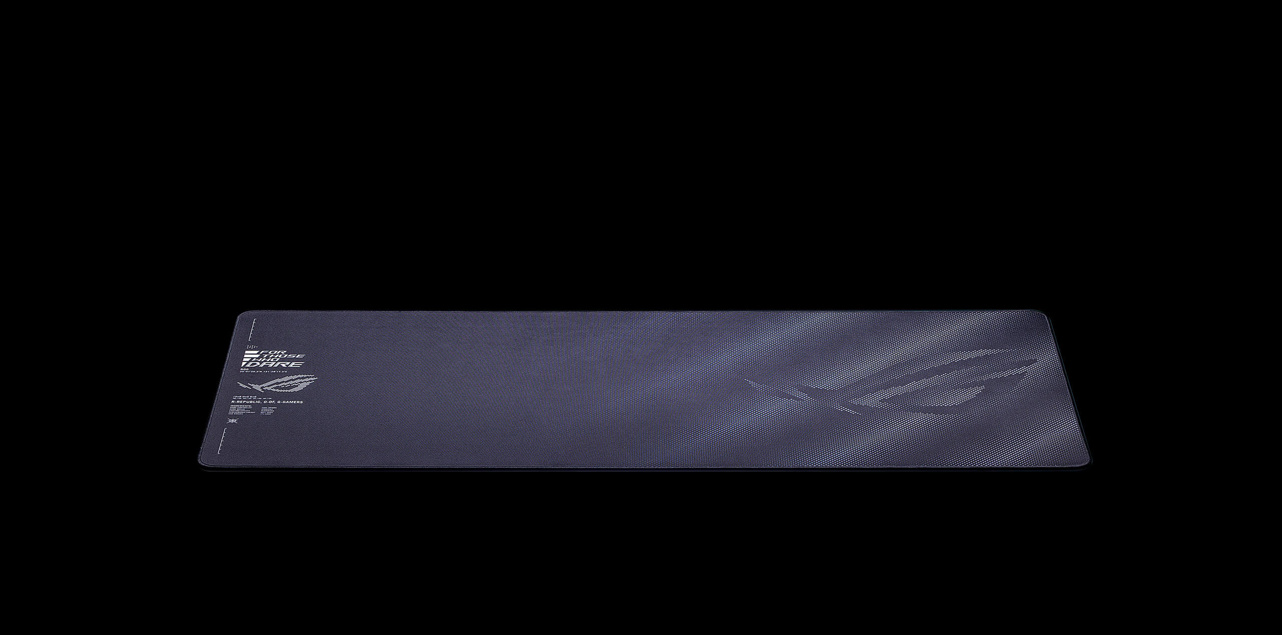 The ROG Sheath II XXL with measurements next to its edges