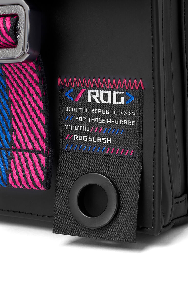 ROG Slash Crossbody Bag detail