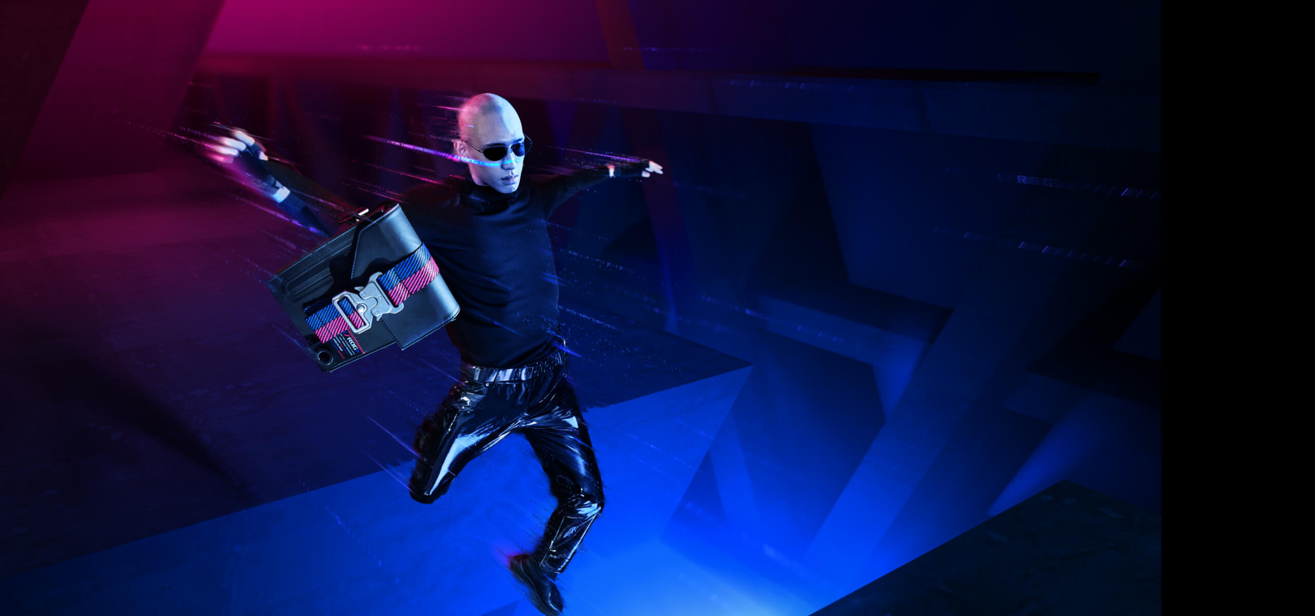 ROG Slash Crossbody Bag