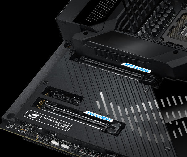 Deska ROG Maximus Z790 Extremeje vybavena dvěma rozšiřujícími sloty PCIe 5.0.