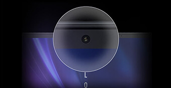 Lähikuva ROG Flow X16 -kannettavan integroidusta webkamerasta.