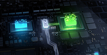 Een gloeiende weergave van een CPU en GPU op een laptop-moederbord, met een MUX Switch ertussen en een oplichtend pad tussen de MUX Switch en de GPU