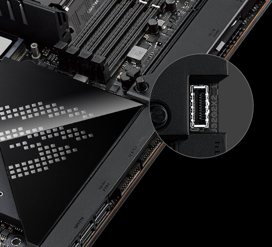 The ROG Maximus Z690 Extreme motherboard features USB 3.2 Gen 2x2 front-panel connector with quick charge 4+
