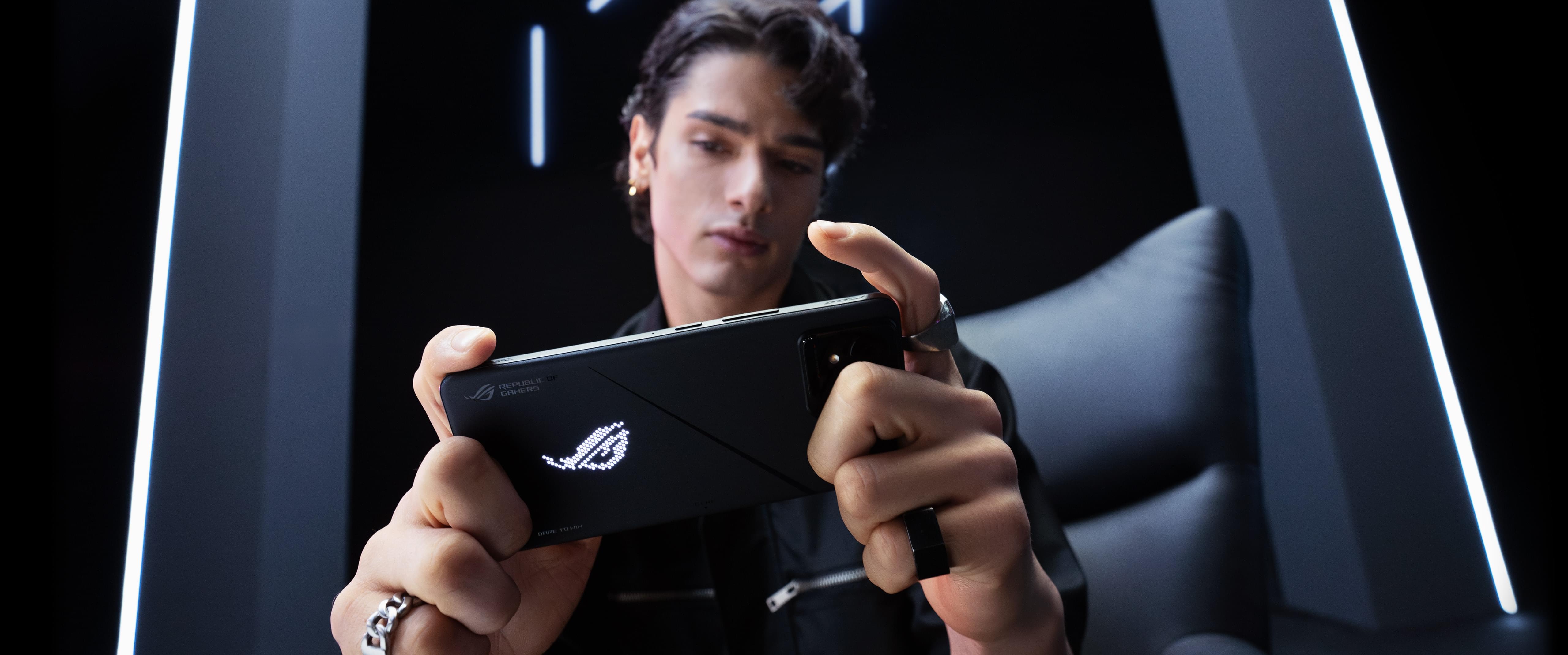 Asus ROG Phone 8 Pro