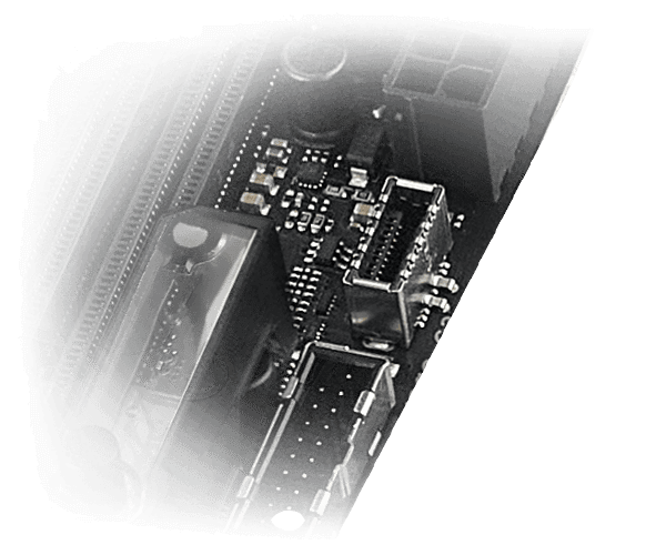 A Strix Z790-E II possui um conector USB 20Gbps no painel frontal com Carregamento de 30W.