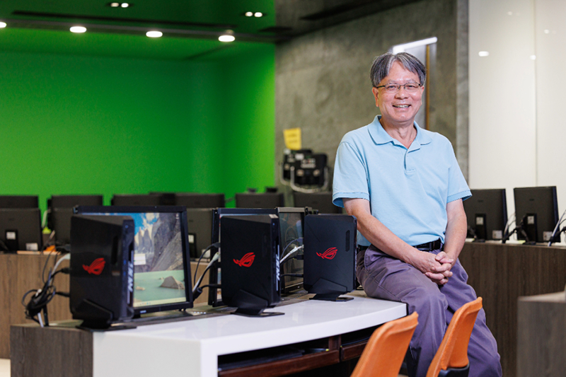 僑光科技大學行銷與流通管理系系主任李國良博士指出,華碩與僑光在電競領域的產學合作,為中部大專院校電競人才的培育發揮了相當關鍵的作用。華碩
