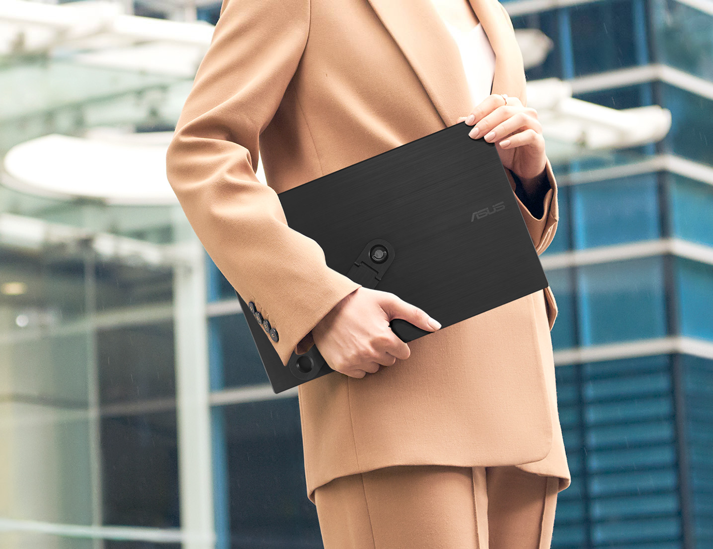 Sleek and portable design of MB169CK-J