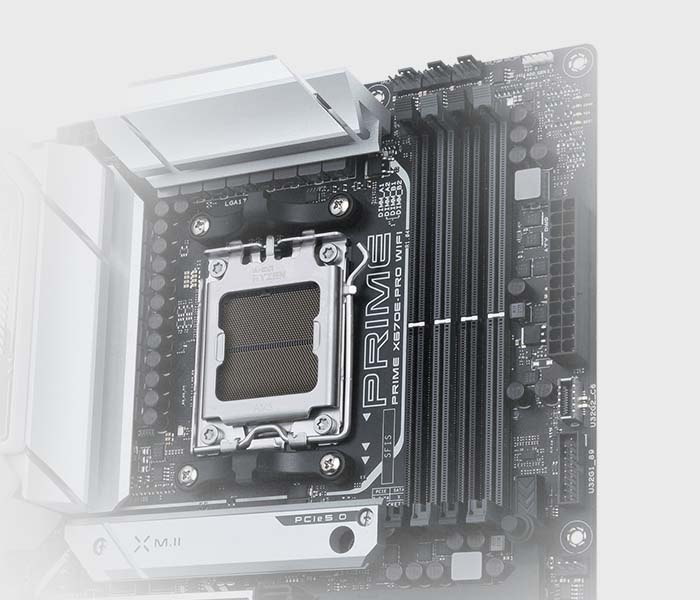 The PRIME X670E-PRO WIFI-CSM motherboard supports DDR5. 