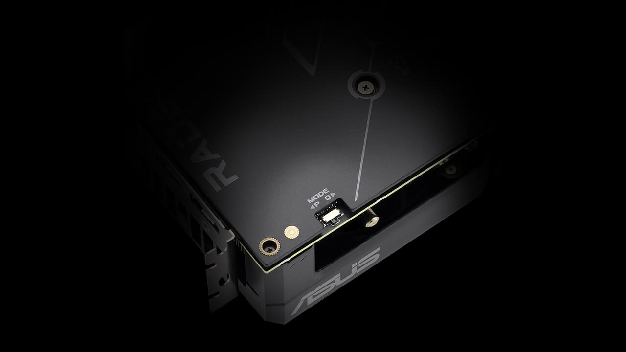 Gros plan sur le switch ASUS Dual Radeon™ RX 7600 XT Dual BIOS