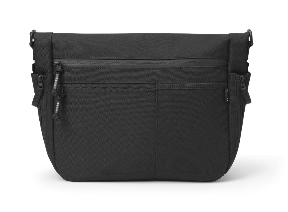 ROG Archer Messenger 14 | Apparel, Bags, & Gear | ROG Baltics