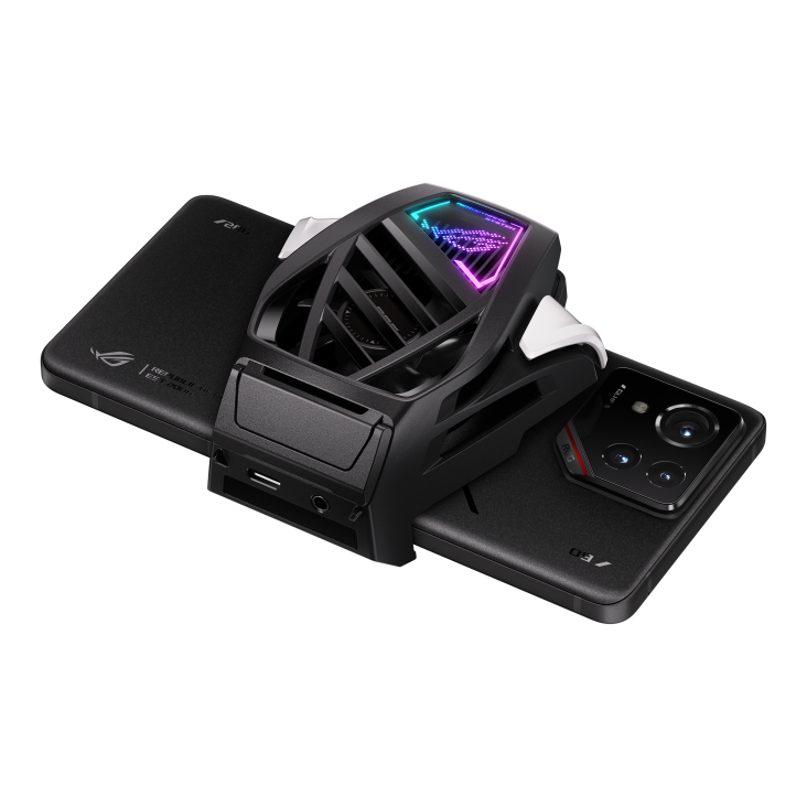 AeroActive Cooler X Pro with ROG Phone 9 Pro angled view of the bottom side