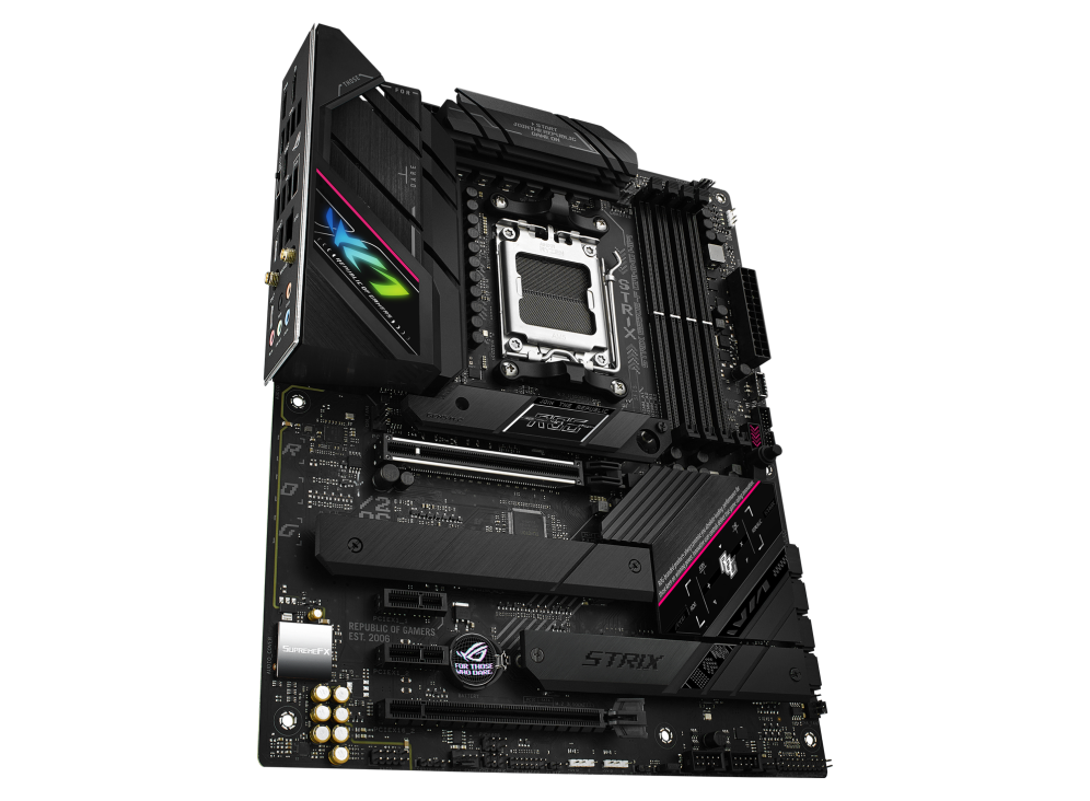 ROG STRIX B650E-F GAMING WIFI angled view from left