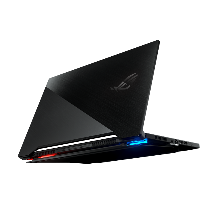 ROG Zephyrus S15, Ordinateurs portables