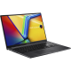 Indie Black ASUS Vivobook 15 OLED otwierany od przodu, pochylony pod kątem 45 stopni z prawej strony.