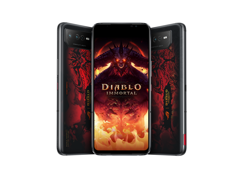 6 Diablo Immortal Edition in hellfire red angled view from front and the other two Diablo Immortal Edition in hellfire red angled view from back, tilting at 45 degrees​