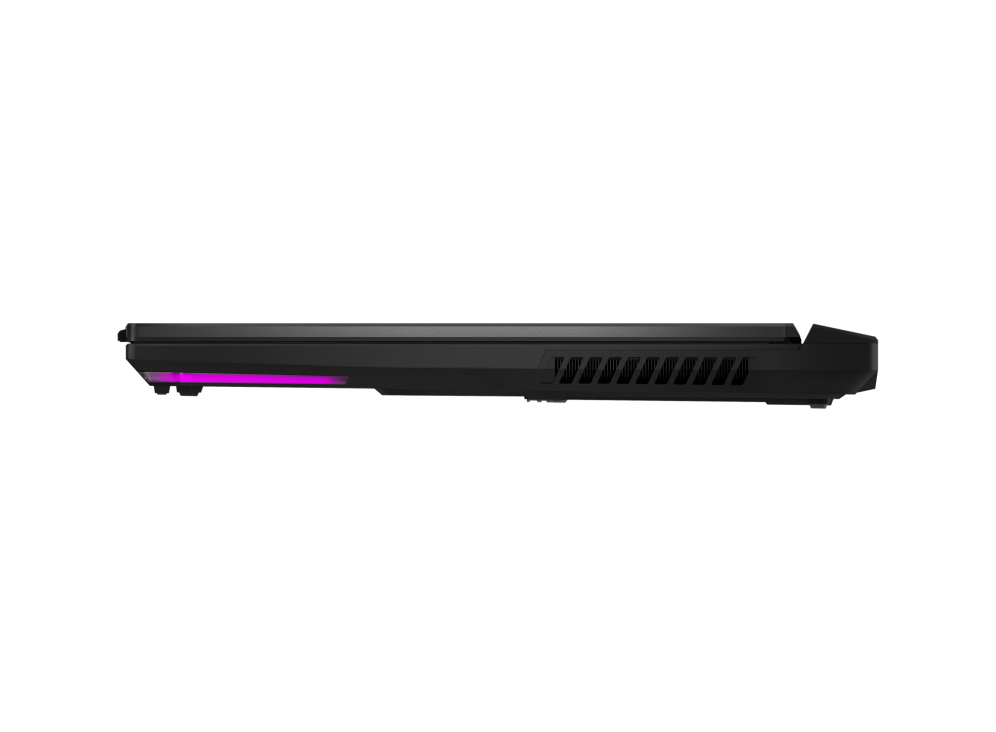 Right side of the Strix SCAR 17