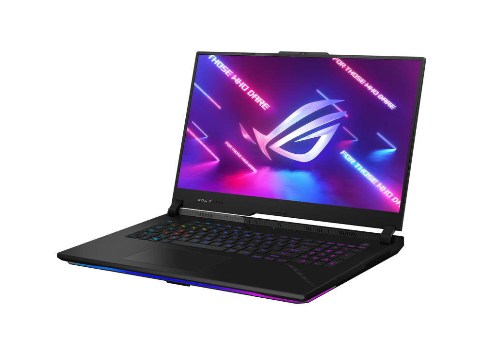 Off centered shot of the front side of the Strix SCAR 17 with ROG Fearless Eye logo on screen