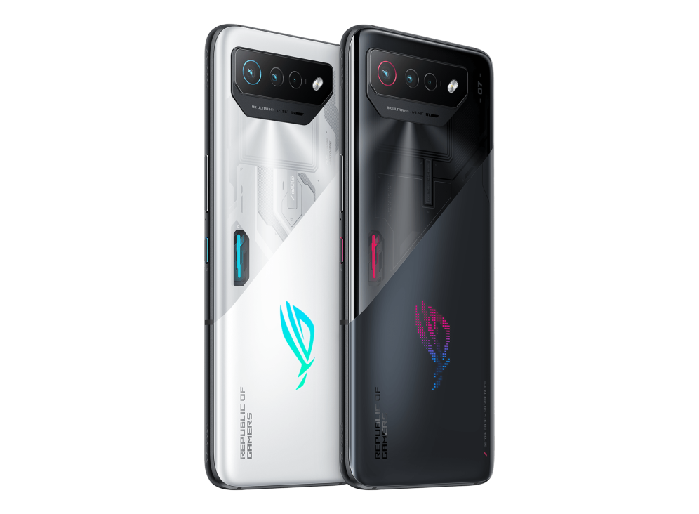 Two ROG Phone 7 in both Phantom Black and Storm White angled view from back, tilting at 45 degrees