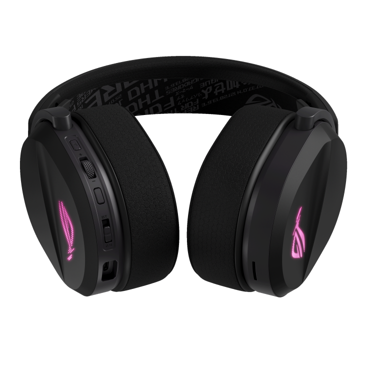 ROG Pelta – view from the bottom focusing on intuitive controls on the earcups