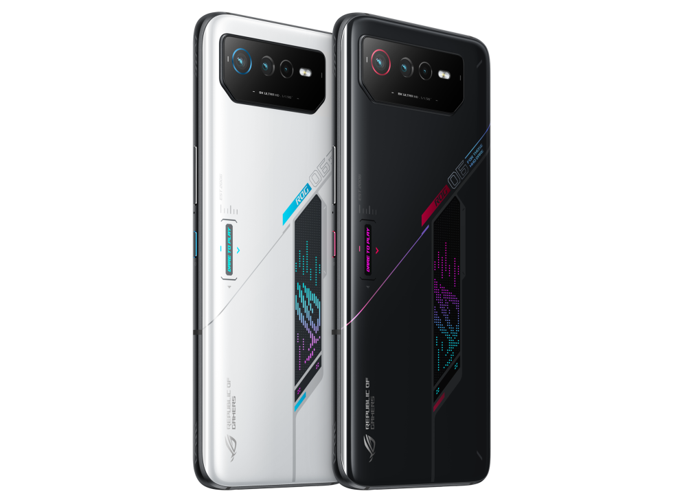 Two ROG Phone 6 in both Phantom Black and Storm White angled view from back, tilting at 45 degrees