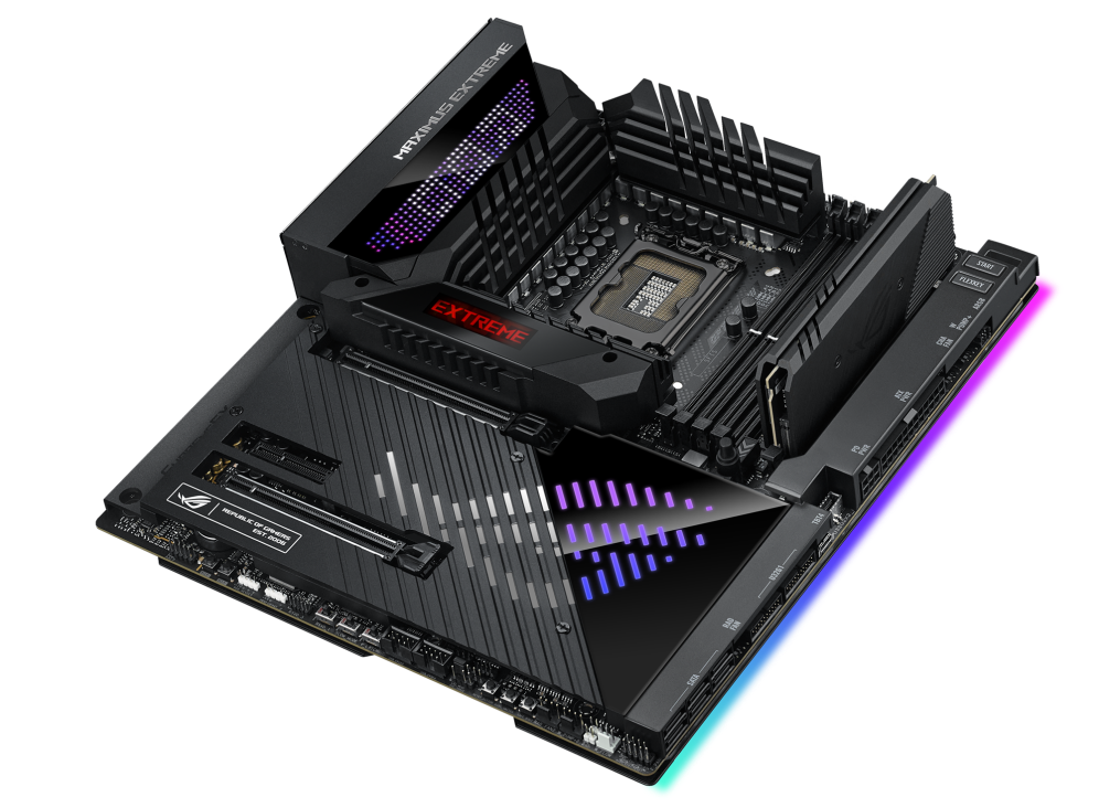 ROG MAXIMUS Z790 EXTREME top and angled view from right with M.2 card installed