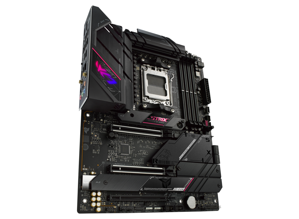 ROG STRIX B650E-E GAMING WIFI angled view from right