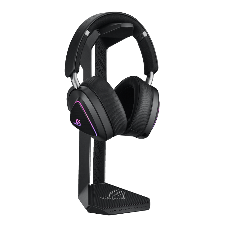 ROG Throne II Core_front view from right with headset