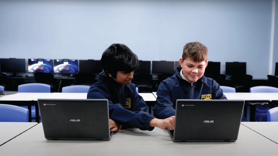 Le vice-président de Cheam Common Junior explique que les enfants peuvent accéder au travail à un rythme rapide et être capables de faire beaucoup plus que ce à quoi on s'attend.